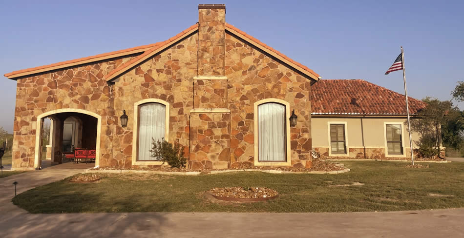 Main Lodge for Dan Moody Hunting services