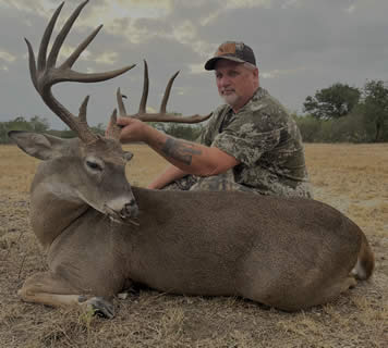 Trophy Whitetail Hunt