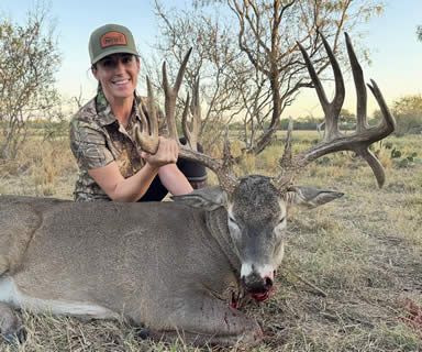 Trophy Whitetail Hunt