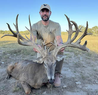 Trophy Whitetail Hunt