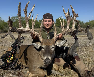 Trophy Whitetail Hunt